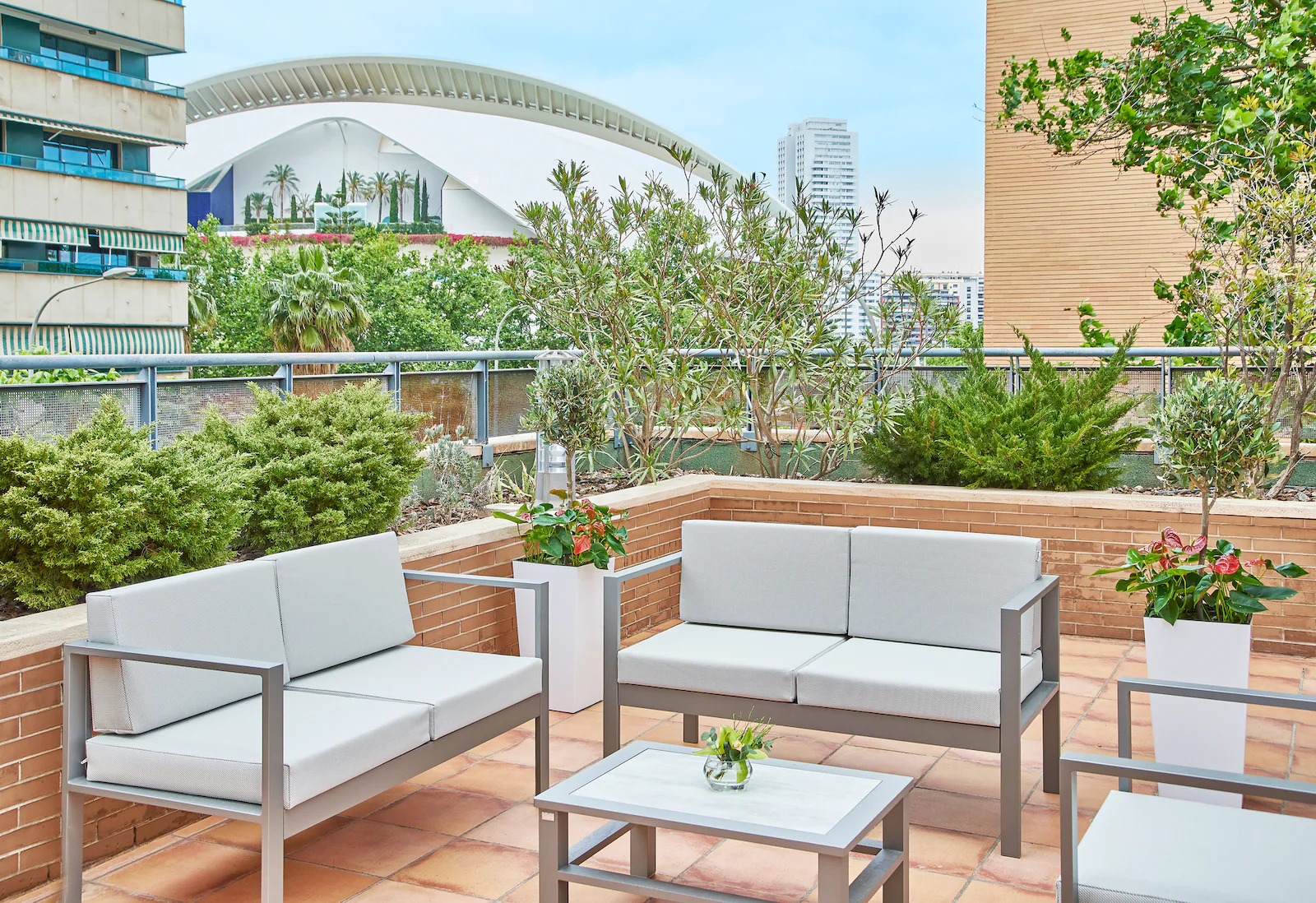 NH_Valencia_Las_Artes_Hotel_Facilities_Terrace_Couch_Horizontal