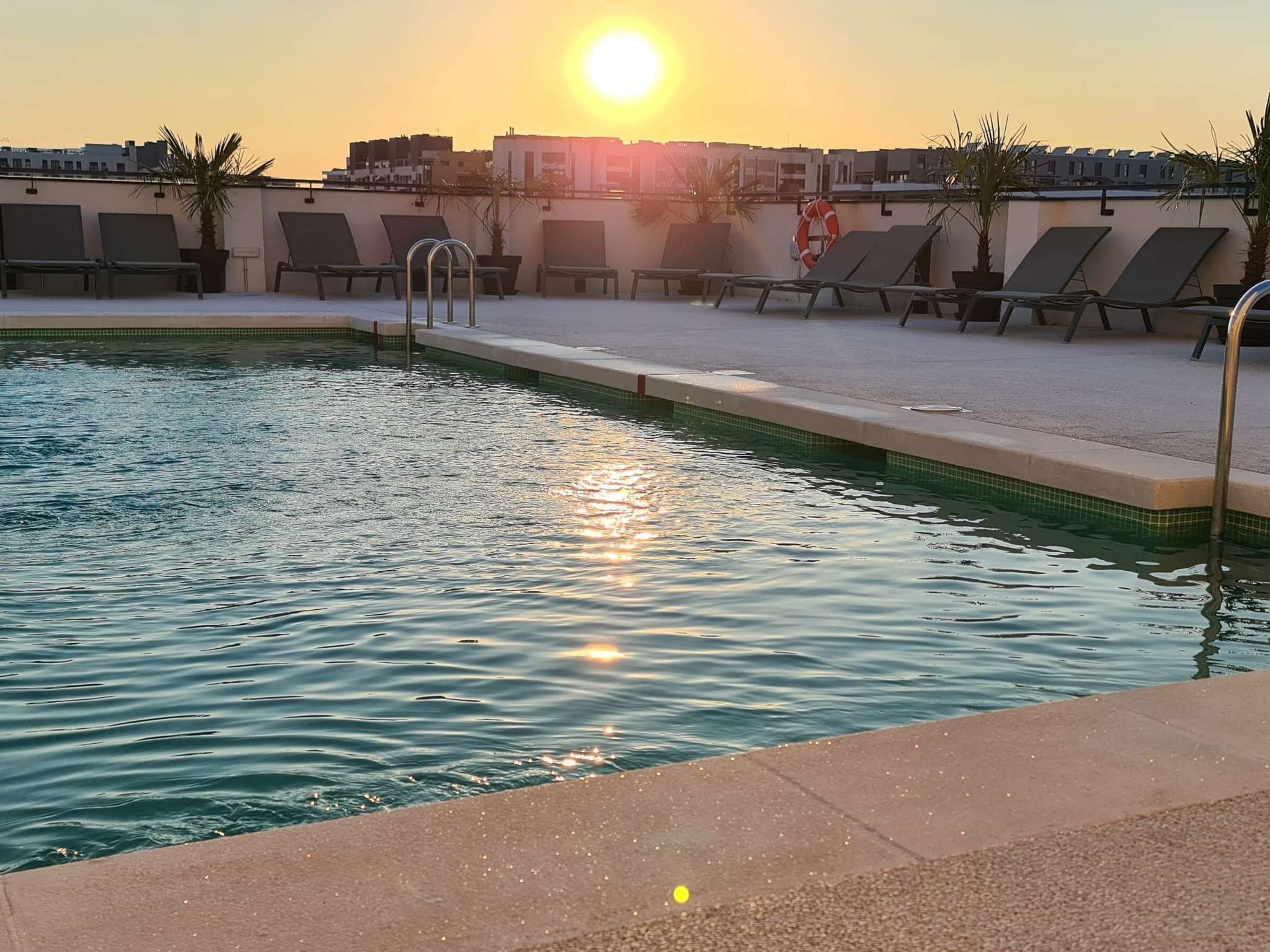 c0u5_ho_00_p_2048x1536