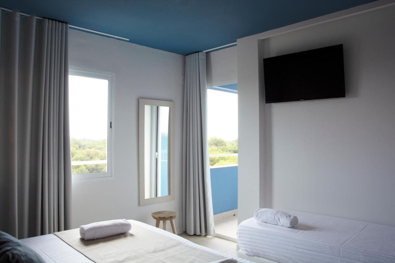 you-co-saler-beach-boutique_174662020613