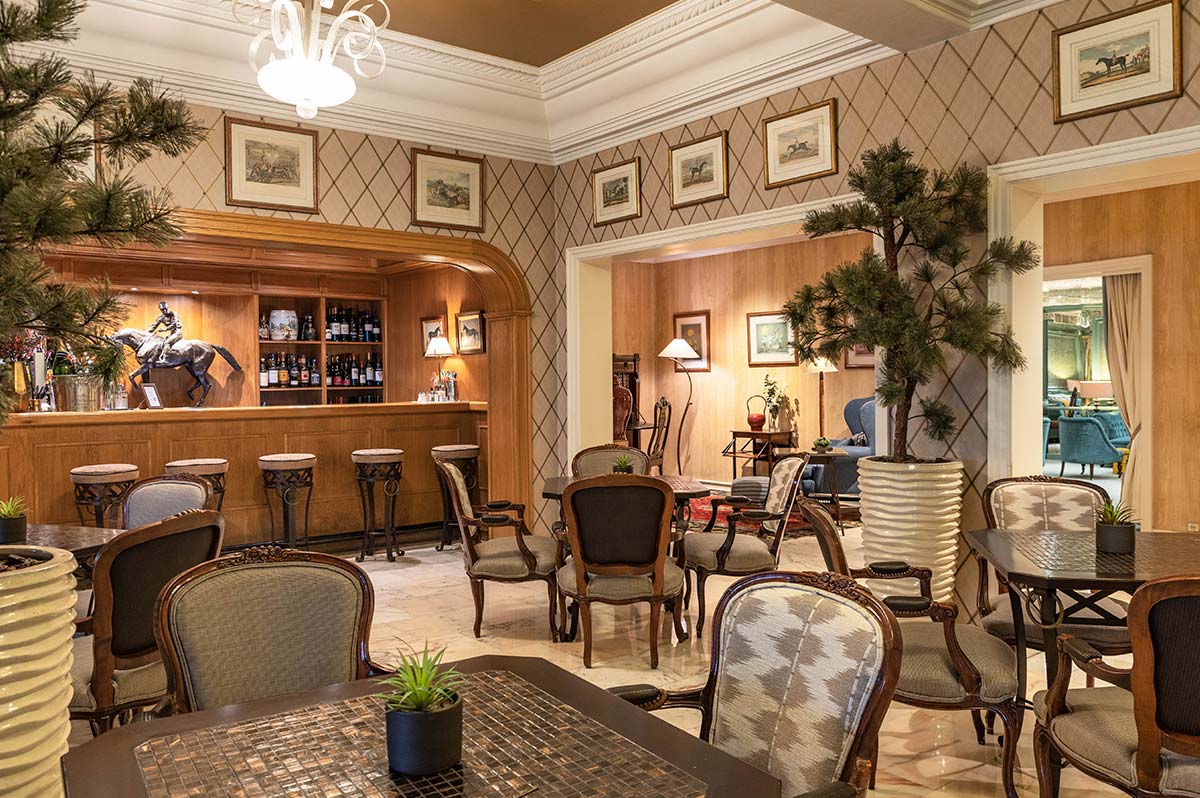 Galeria-Hotel-Lisboa-Plaza-bar