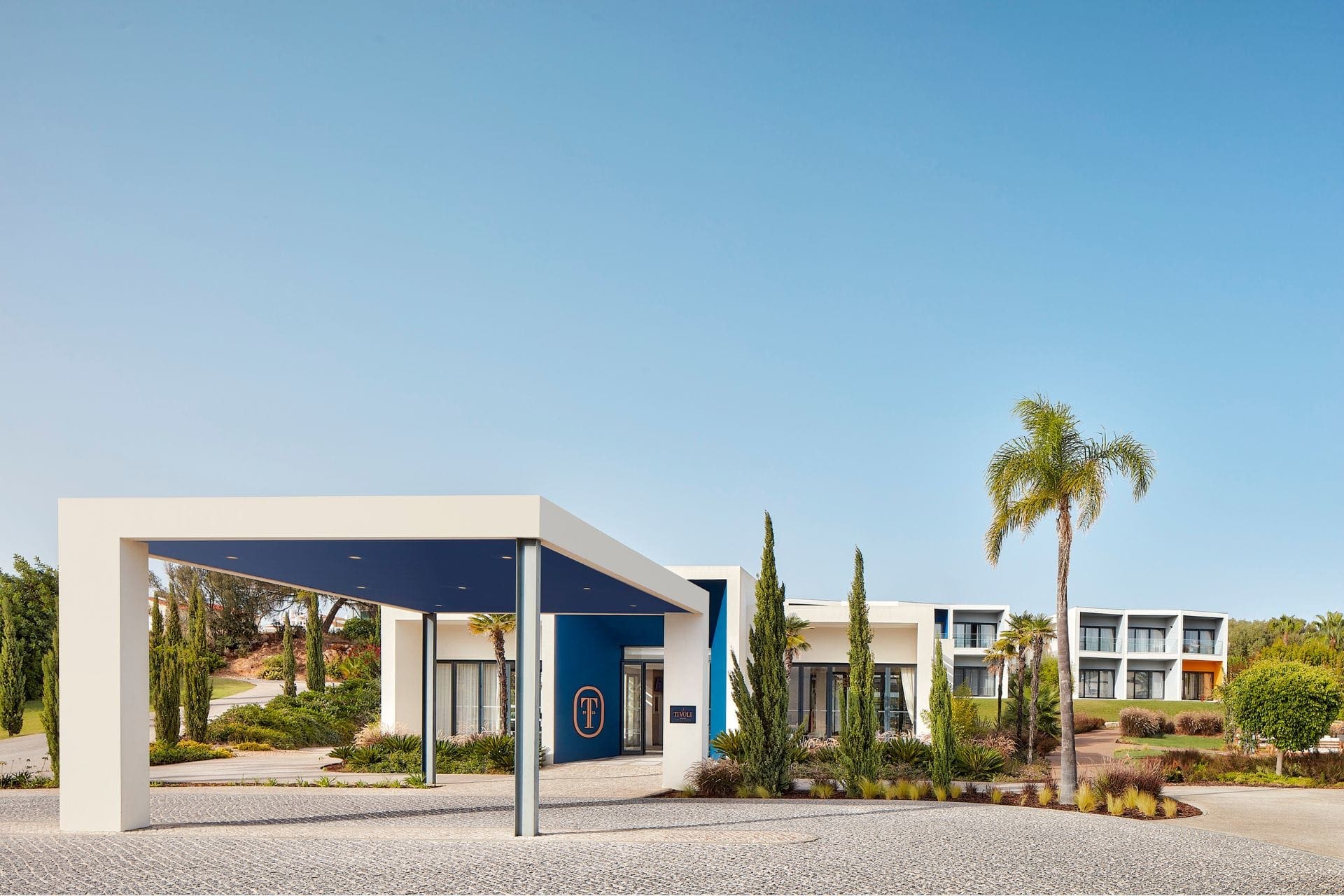 tivoli_alvor_algarve_resort_facade_2