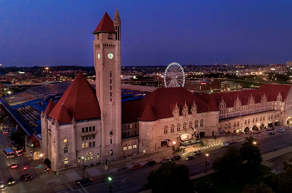 001_Union Station Dusk_LHM_Sept 2019