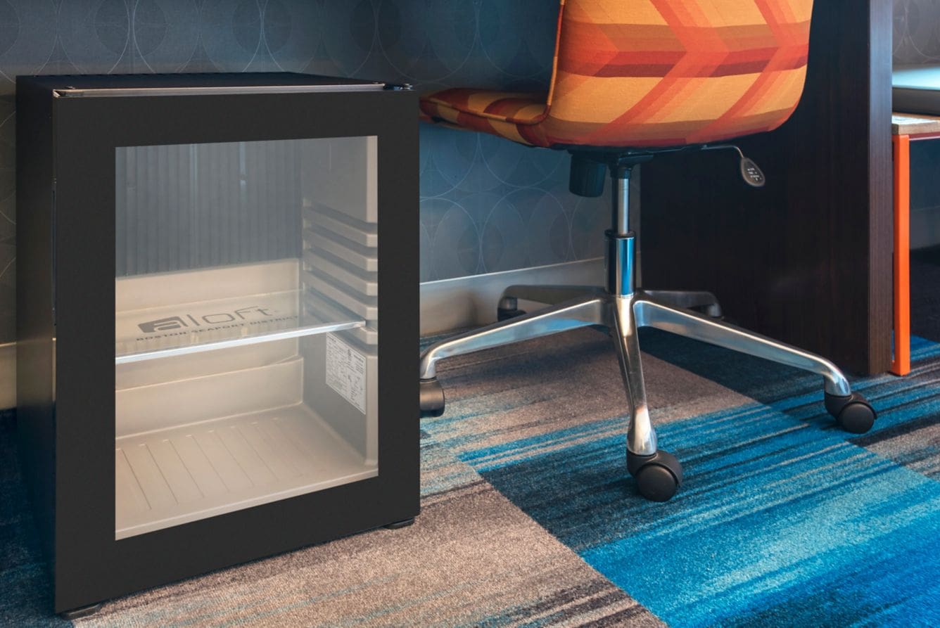 al-bosal-mini-fridge--21822-85311_Classic-Hor