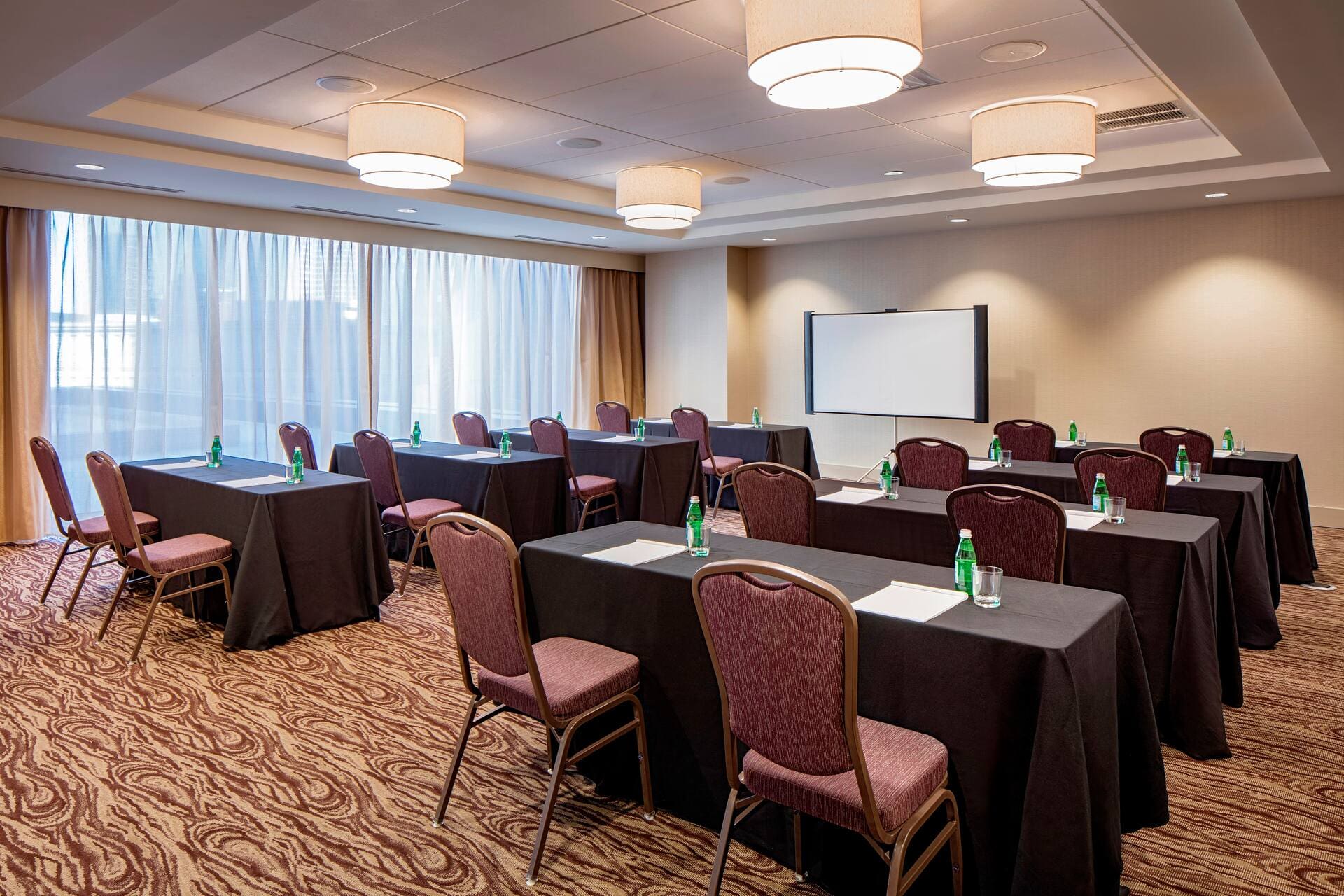 classroom-hilton-garden-inn-downtown-dallas