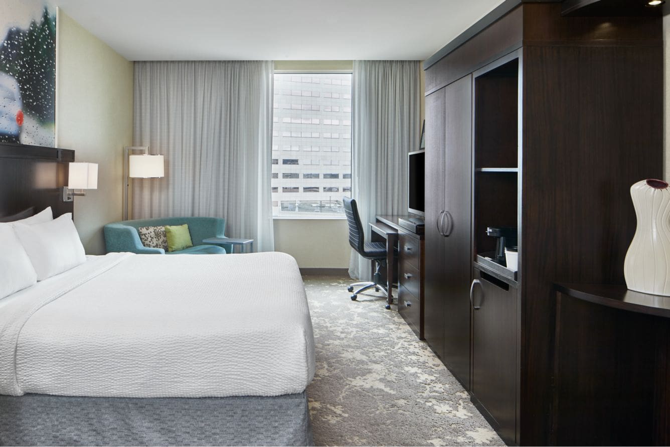 cy-pdxpc-accommodations-king-23968-93087_Classic-Hor