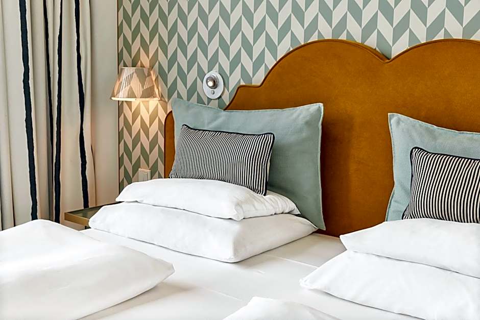 6cb24b9b55fc308abde539f0883ea0384e30edeb