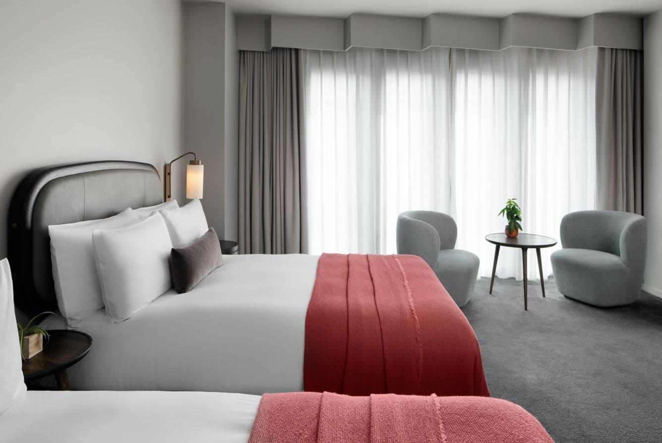 ak-lonsh-family-guest-room-15032_Classic-Hor